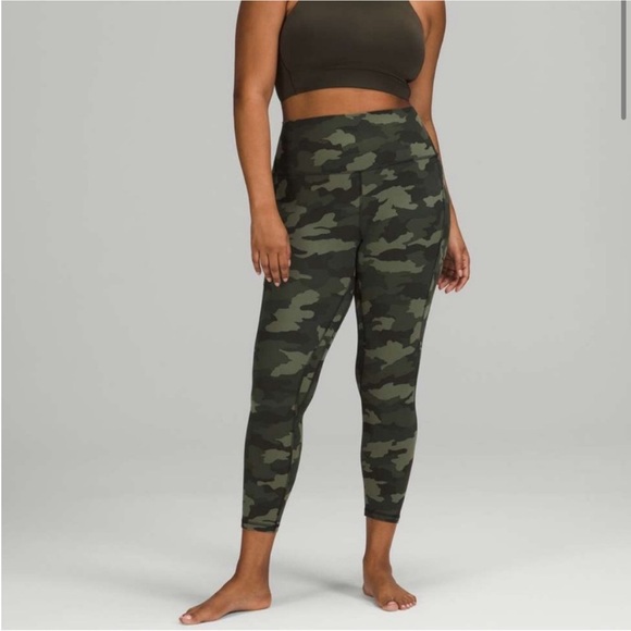Lululemon Align High-Rise Pant 25" Camo size four (4) - Picture 1 of 9